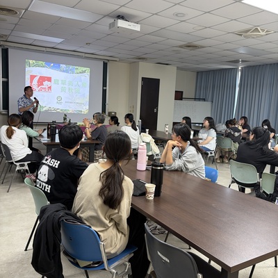 演講者上課圖片